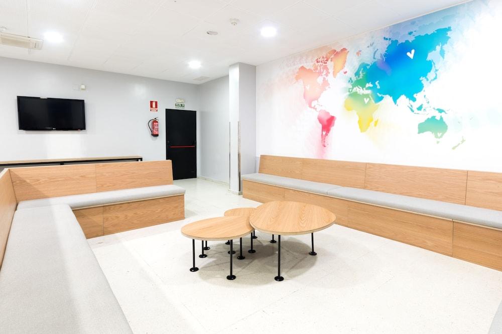 马德里 迎宾旅馆酒店 外观 照片